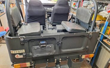 Toyota-landcruiser-1974-2