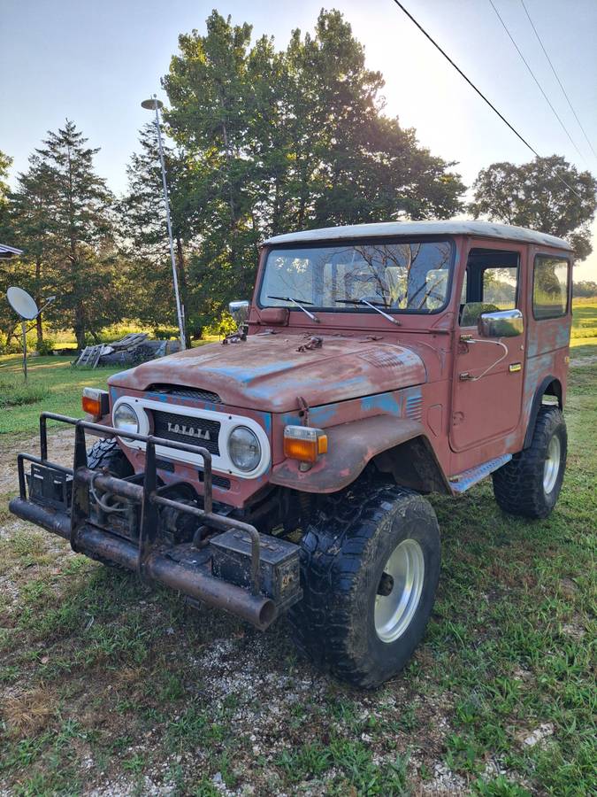 Toyota-landcruiser-1976-7