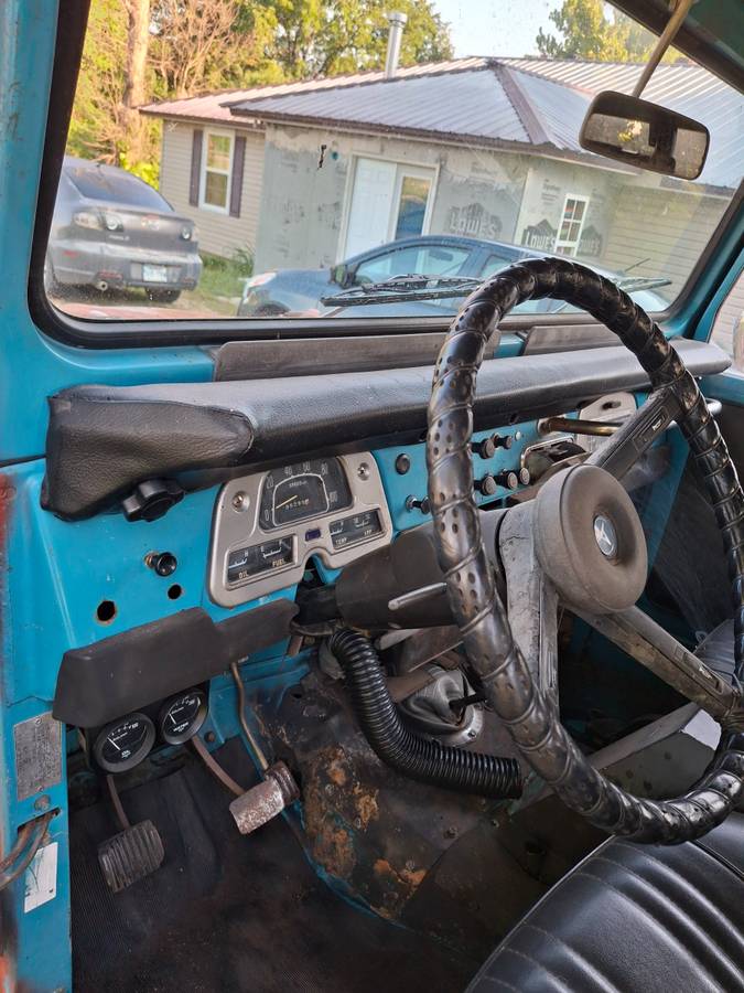Toyota-landcruiser-1976-9