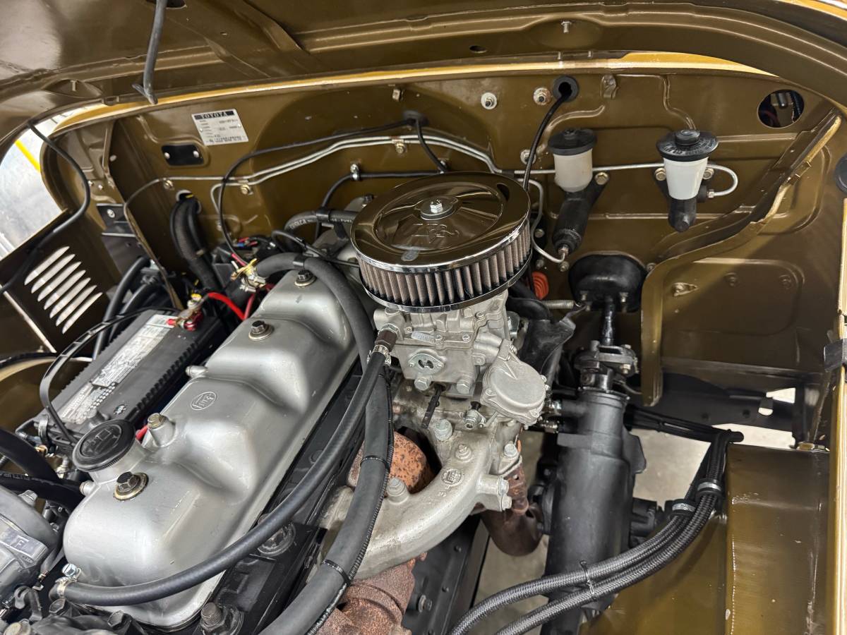 Toyota-landcruiser-1976-brown-18