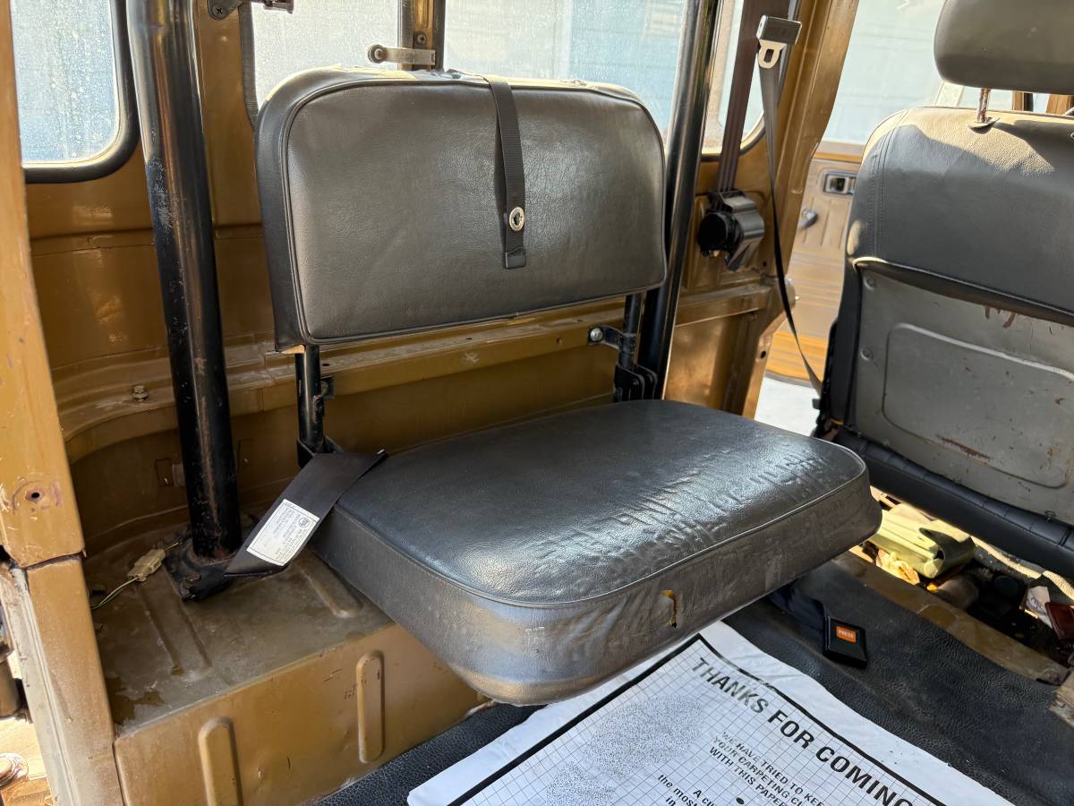 Toyota-landcruiser-1978-brown-15