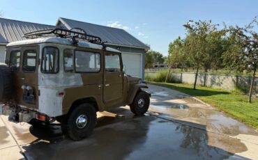 Toyota-landcruiser-1978-brown-5