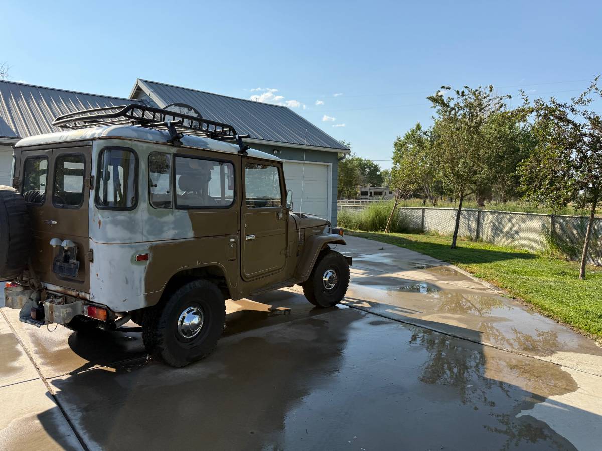 Toyota-landcruiser-1978-brown-5