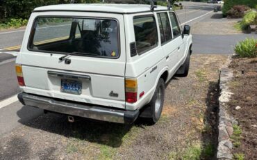 Toyota-landcruiser-1990-white