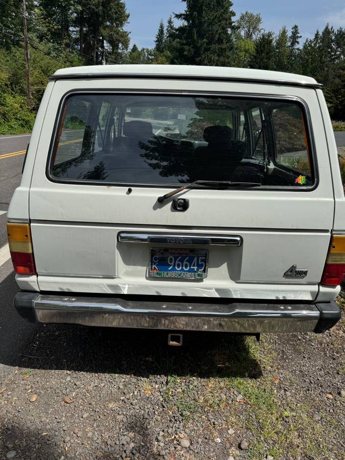 Toyota-landcruiser-1990-white-5