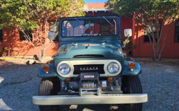 Toyota-landcruiser-fj40-1967-1