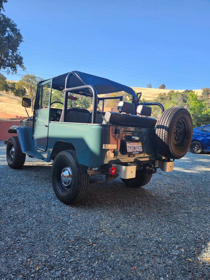 Toyota-landcruiser-fj40-1967-5
