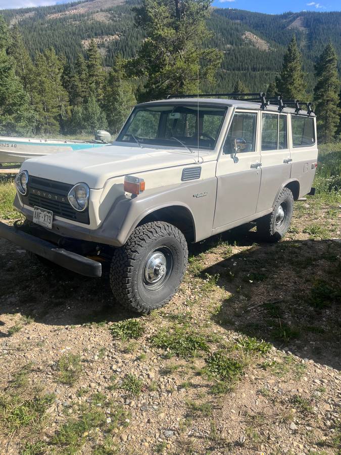 Toyota-landcruiser-fj55-1976-grey-1