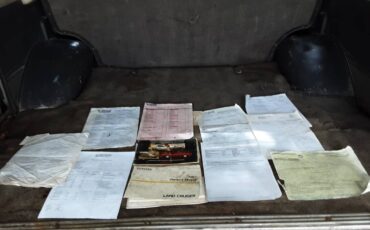 Toyota-landcruiser-hj60-diesel-1987-white-12