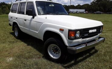 Toyota-landcruiser-hj60-diesel-1987-white