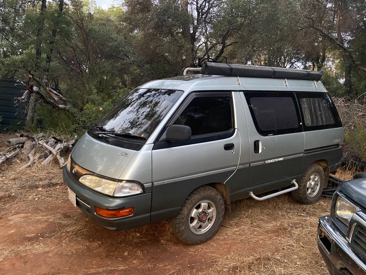 Toyota-liteace-diesel-1993-grey