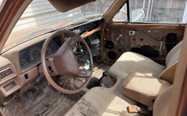 Toyota-long-bed-2wd-1988-brown-1