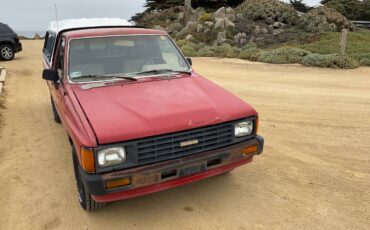 Toyota-long-bed-pickup-1986-red