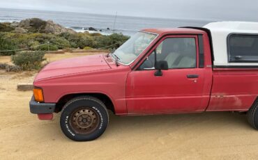 Toyota-long-bed-pickup-1986-red-4