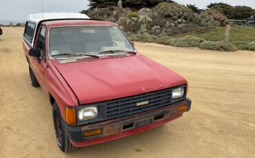 Toyota-long-bed-pickup-1986-red-5