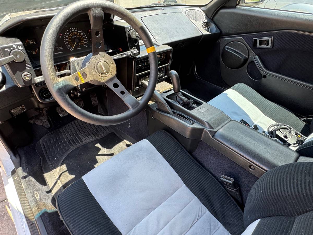 Toyota-mr2-1985-5