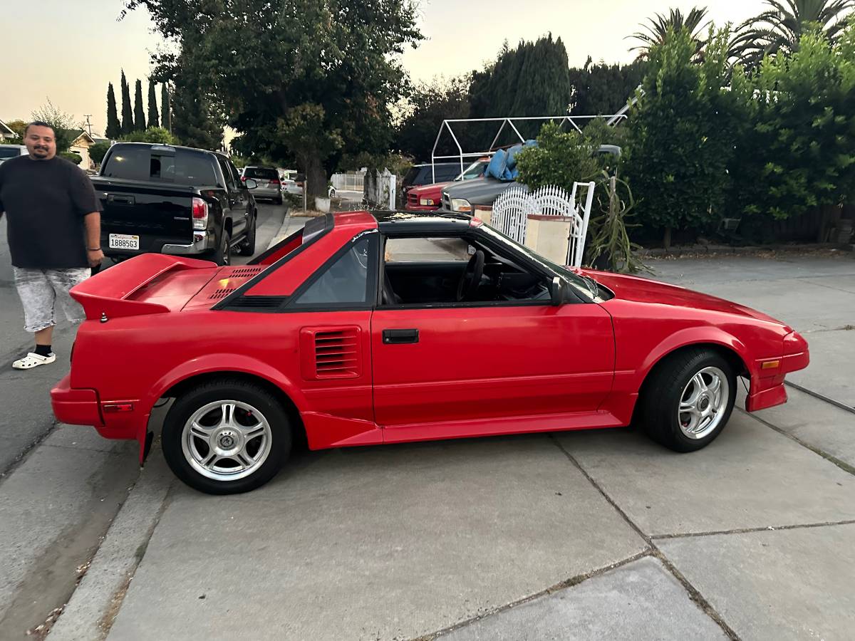 Toyota-mr2-1987-red-2