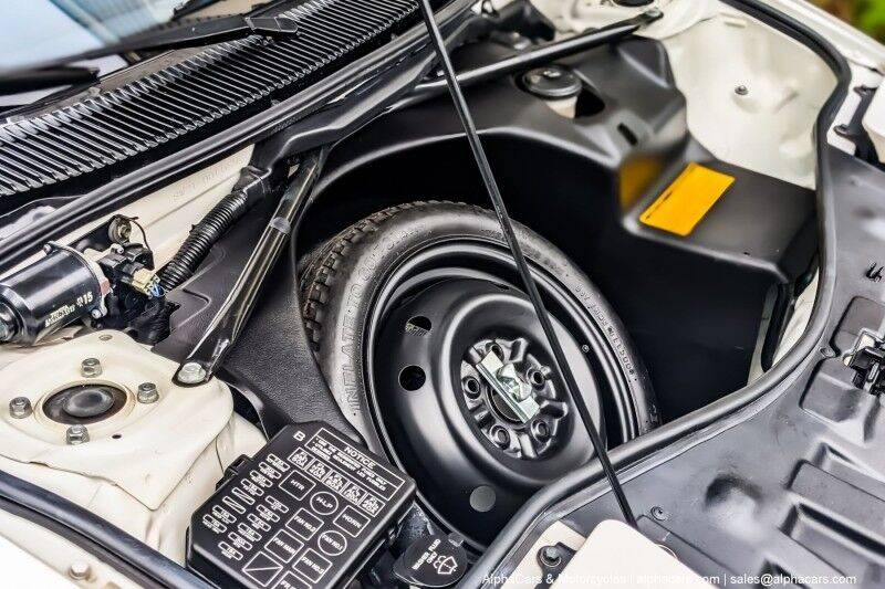 Toyota-mr2-t-bar-1991-white-10