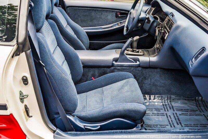 Toyota-mr2-t-bar-1991-white-5