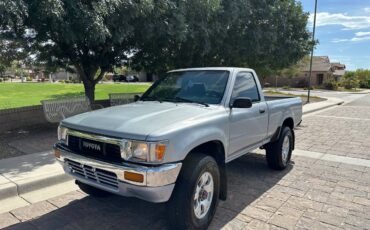 Toyota-pick-up-1989-blue-11