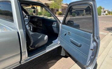 Toyota-pick-up-1989-blue-3