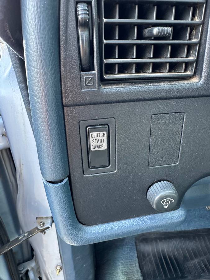 Toyota-pick-up-1989-blue-4