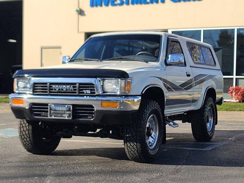 Toyota-pick-up-1990-white