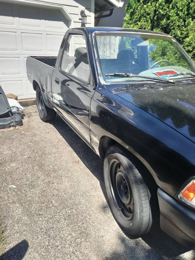 Toyota-pick-up-1992-black-10