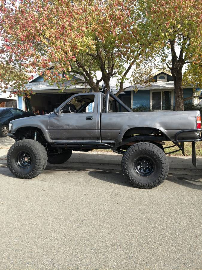 Toyota-pick-up-1992