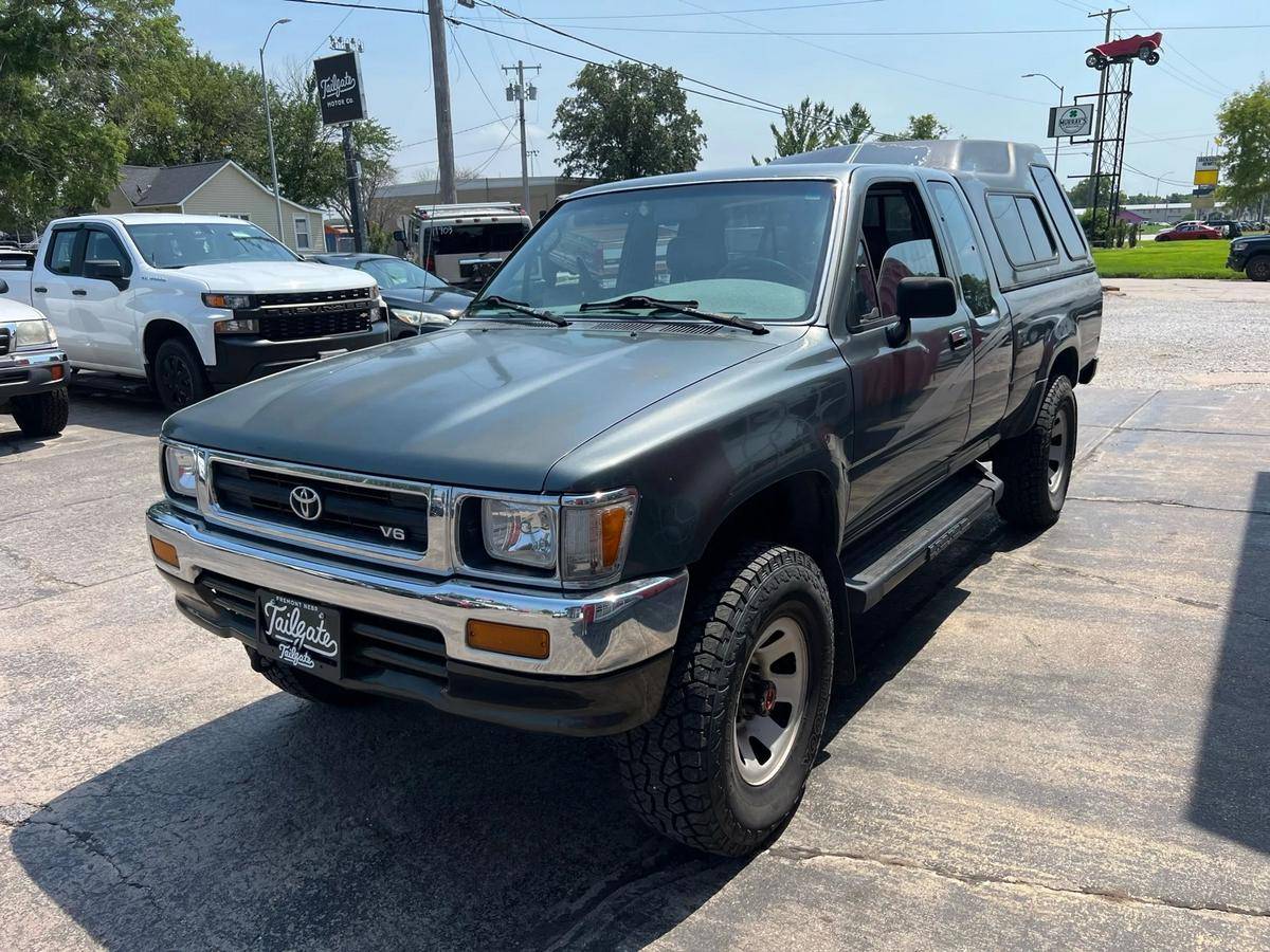 Toyota-pick-up-1993-2