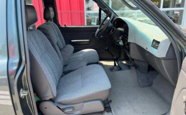 Toyota-pick-up-1993-3