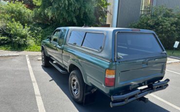 Toyota-pick-up-1995-green-2