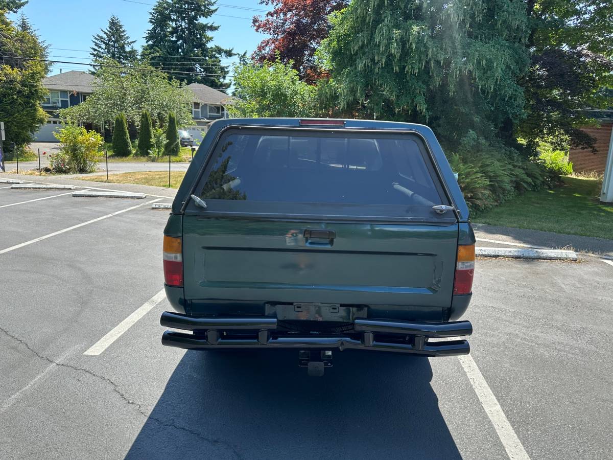 Toyota-pick-up-1995-green-3