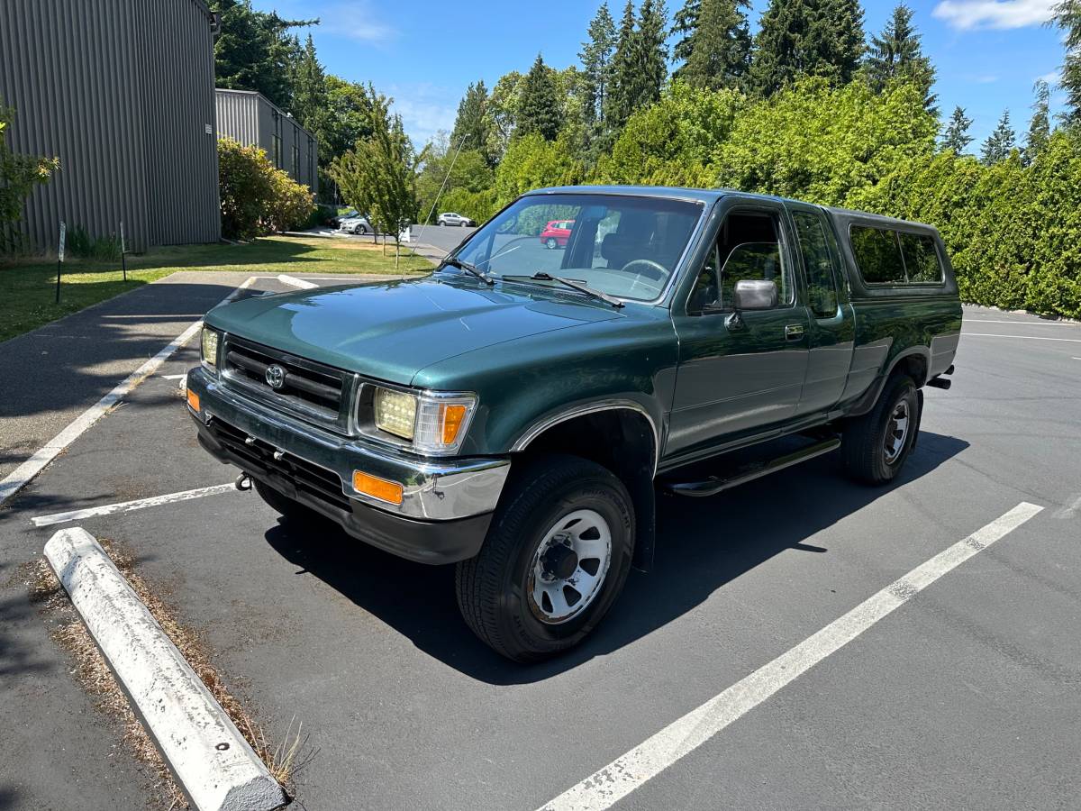 Toyota-pick-up-1995-green-4