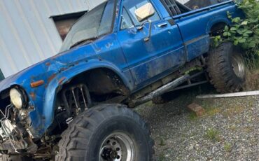Toyota-pickup-1980-custom
