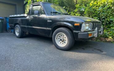 Toyota-pickup-1983