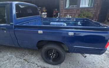 Toyota-pickup-1986-11