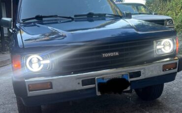 Toyota-pickup-1986