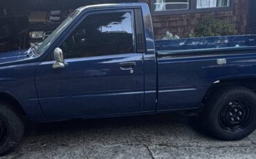 Toyota-pickup-1986-9