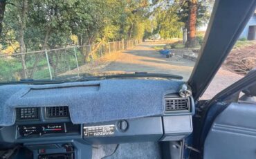 Toyota-pickup-1988-blue-10