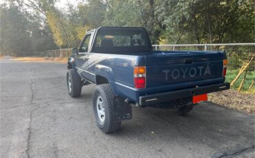 Toyota-pickup-1988-blue-4