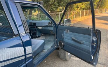 Toyota-pickup-1988-blue-6