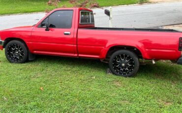 Toyota-pickup-1990-red-1