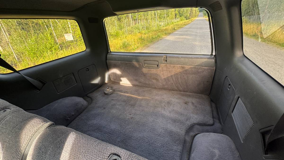 Toyota-pickup-1990-silver-16