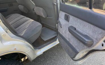 Toyota-pickup-1990-silver-5