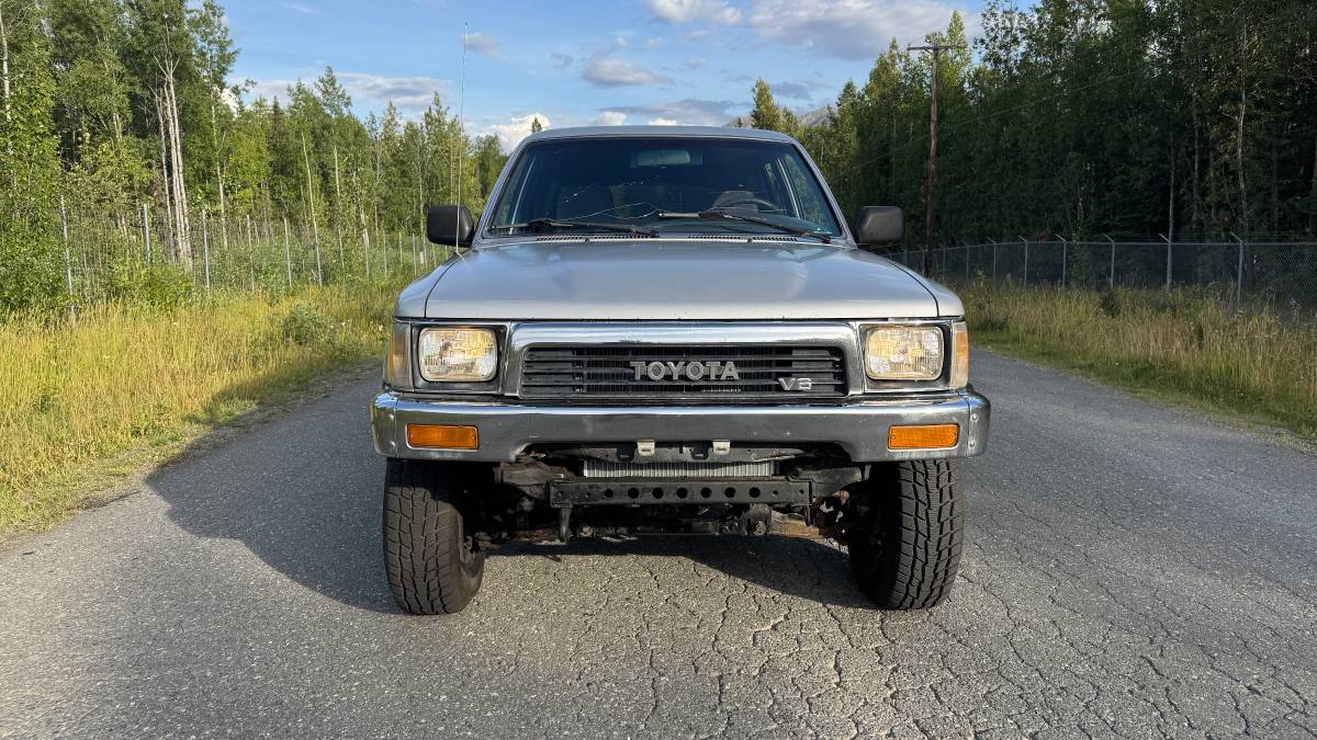 Toyota-pickup-1990-silver-7