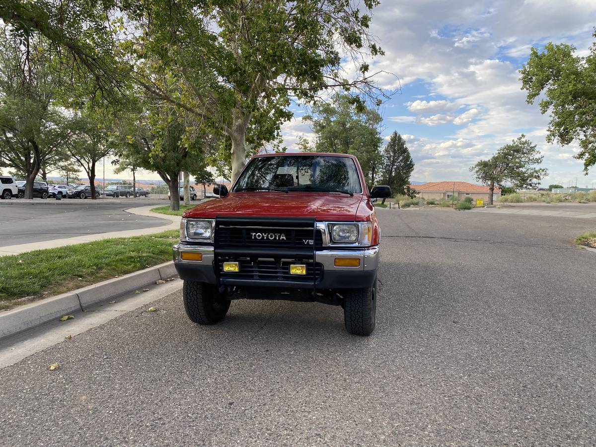 Toyota-pickup-1991-1
