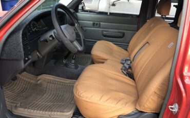 Toyota-pickup-1991-11