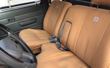 Toyota-pickup-1991-12