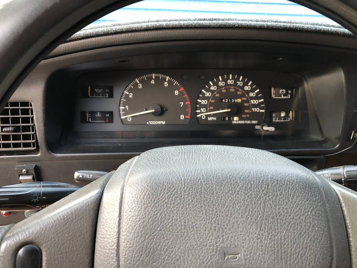 Toyota-pickup-1991-15